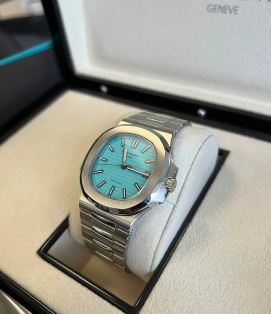 Patek Philippe Luxury Men’s Watch | Elegant & Premium Design